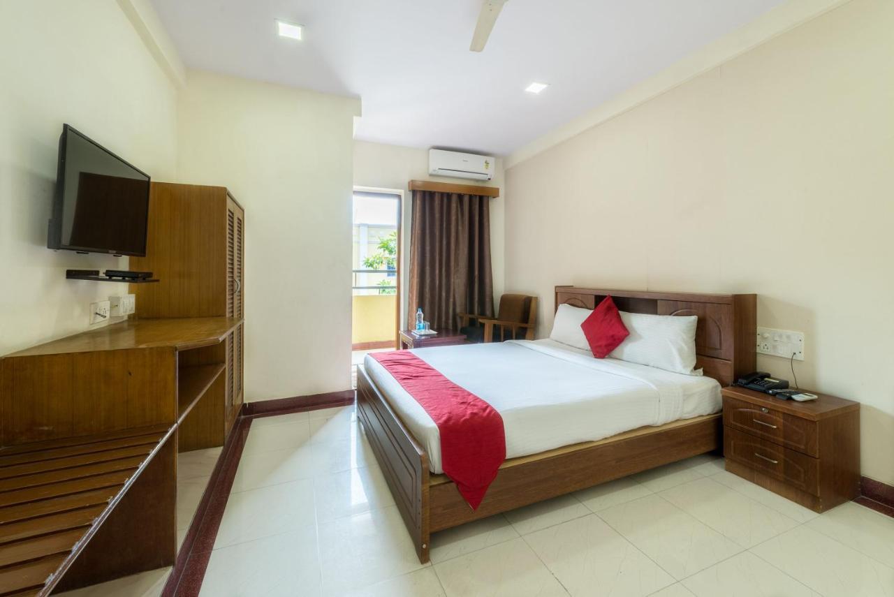 Stayeasy Majestic บังกาลอร์ ภายนอก รูปภาพ